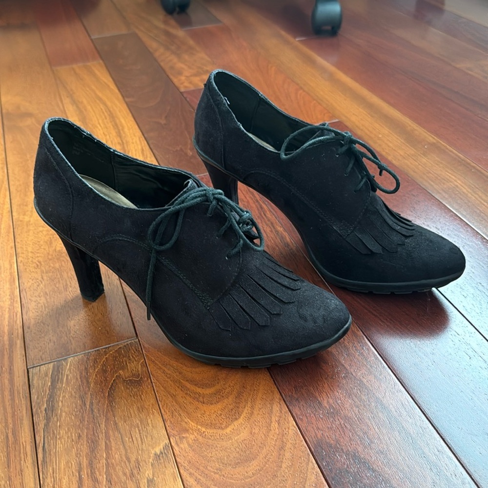 Black booties  by Tahari
